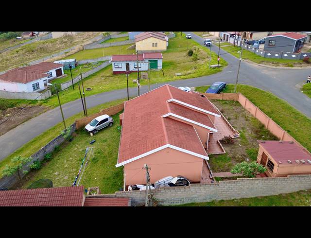 3 BEDROOM FREEHOLD FOR SALE IN MDANTSANE NU 17